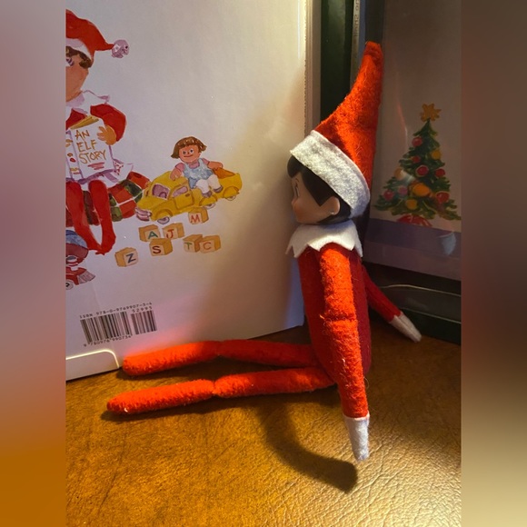 EUC in box Elf On The Shelf A Christmas Tradition storybook/Scout Elf-girl - Picture 15 of 15
